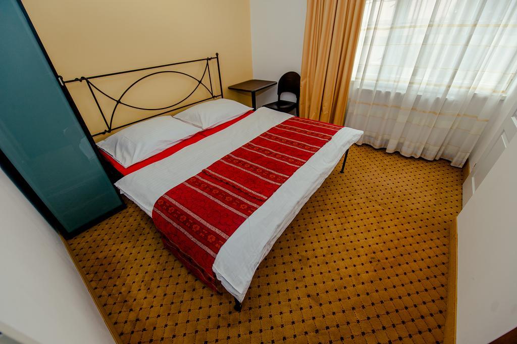 Penzion Karolinka Hotell Kroměříž Eksteriør bilde