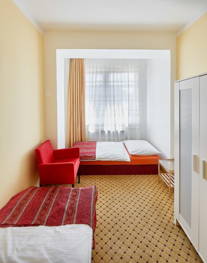 Penzion Karolinka Hotell Kroměříž Eksteriør bilde